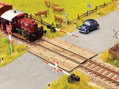 Brown Eichhorn Wooden Level Crossing Train Set 2 Piece