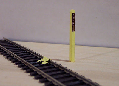 Osborn Derail (wooden kit) HO Scale Model Railroad Trackside Accessory #1041