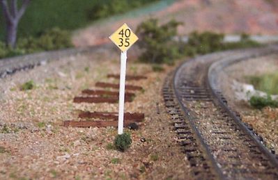 Osborn Speed Limit Sign (wooden kit) HO Scale Model Railroad Trackside Accessory #1052