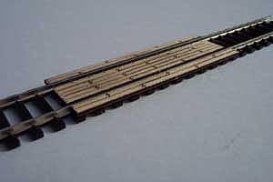 Osborn Level Crossing Boards 4pc N Scale Model Railroad Trackside Accessory #3020