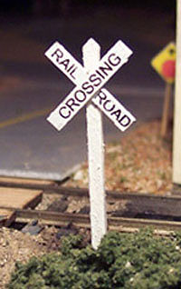 Osborn Cross Bucks USA (wooden kit) N Scale Model Railroad Trackside Accessory #3061