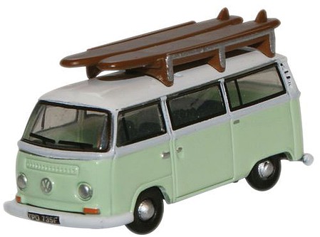Oxford VW Minibus w/Surfboards - N-Scale