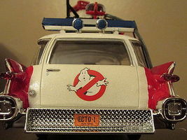 Polar-Lights Ghostbuster Ecto-1 Vehicle (Snap) Plastic Model Car Kit 1/25 Scale #914 Polar-Lights Ghostbuster Ecto-1 Vehicle (Snap) Plastic Model Car Kit 1/25 Scale #914