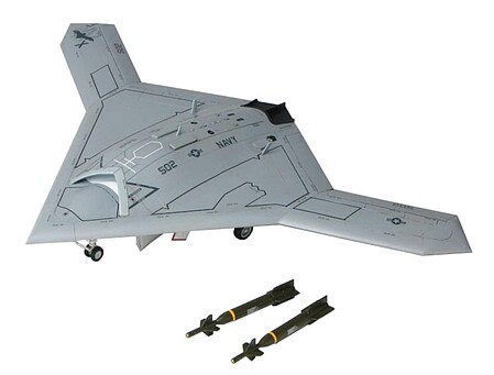 Platz-Model 1/72 USN UCAS X47B Unmanned Combat Air System Aircraft w/GBU27 Guided Bomb