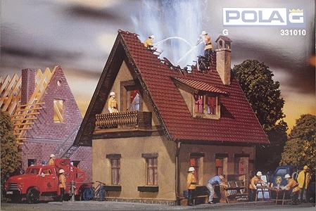  House - G-Scale (pol331010) Pola G Scale Model Railroad Buildings