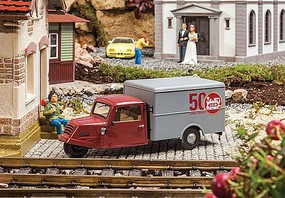 Pola 1955 Goliath GD 750 3-Wheel Box-Body Delivery Truck Kit LGB (red, gray, LGB 50th Anniversary Logo) G-Scale Pola 1955 Goliath GD 750 3-Wheel Box-Body Delivery Truck Kit LGB (red, gray, LGB 50th Anniversary Logo) G-Scale