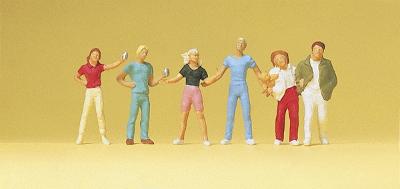 Preiser Pedestrians - Young Passers-By Model Railroad Figures HO Scale #14065