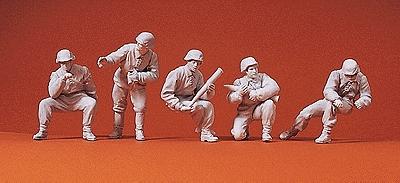 Preiser Former German Army WWII Unpainted Gun Crew (5) Model Railroad Figures HO Scale #16539