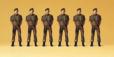 Preiser German Army (BW) Standing Infantry in Camouflage Model Railroad Figures HO Scale #16831