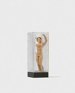 Preiser Woman Taking a Shower Model Railroad Figure HO Scale #28087