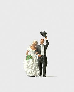 Preiser Wedding Couple Model Railroad Figures HO Scale #28091