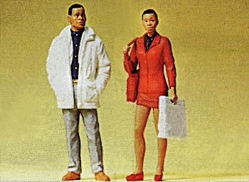 Preiser Passers-by Model Railroad Figures G Scale #45082