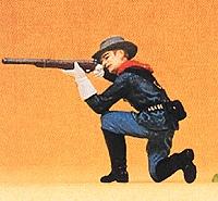 Preiser US Calvary Kneeling Trooper Firing Rifle Model Railroad Figure 1/25 Scale #54752