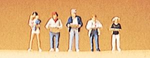 Preiser Standing with Cafeteria Trays Model Railroad Figures N Scalee #79107