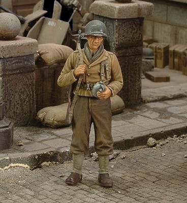 Royal-Model 1/35 WWII US Infantry Rifleman w/Canteen (Resin)