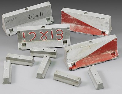 Royal-Model Concrete Traffic Barriers Plastic Model Military Diorama Accessory 1/35 Scale #721