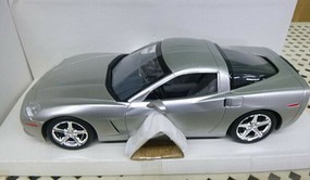 Revell-Monogram 2006 Silver Vette Coupe Plastic Model Car 1/25 Scale #850965