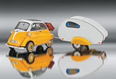 Bmw isetta plastic model #3