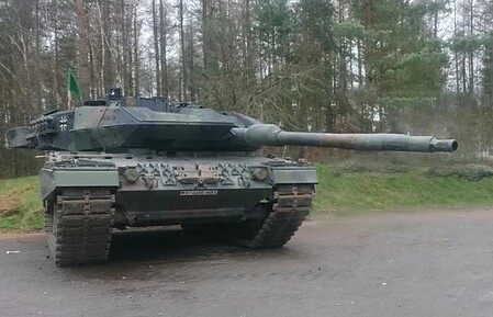 Revell-Germany 1/35 Leopard 2 A6M+ Tank