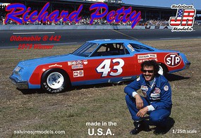 Salvinos '79 Olds 442 R. Petty Plastic Model Car 1/25 Scale #c1979 Salvinos '79 Olds 442 R. Petty Plastic Model Car 1/25 Scale #c1979