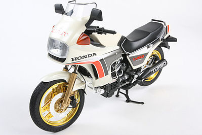 Tamiya Honda CX500 Turbo Bike Plastic Model Motorcycle Kit 1/6 Scale #16035