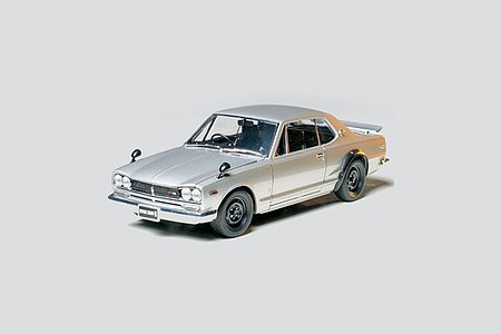 Tamiya Nissan Skyline 2000 GT-R Sportscar Plastic Model Car Kit 1/24 Scale #24194
