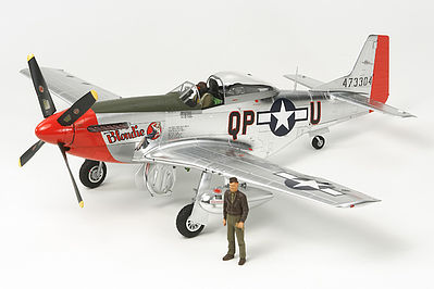 Tamiya North American P-51D Mustang Silver Color Plastic Model Airplane Kit 1/32 Scale #25151