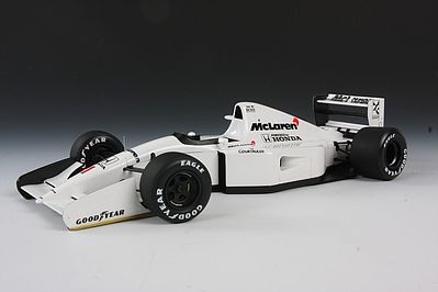 Tamiya McLaren Honda MP4/7 Formula One F1 Racecar Plastic Model Car KIt 1/20 Scale #25171