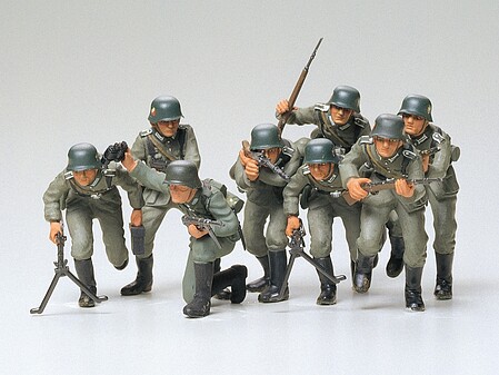 Tamiya German Assault Troops Soldiers Set Plastic Model Military Figure Kit 1/35 Scale #35030