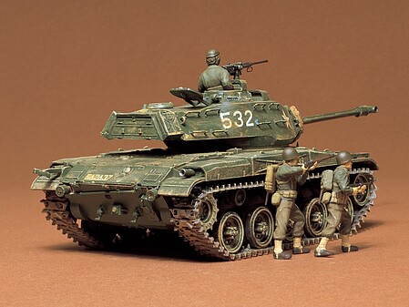 Tamiya US M41 Walker Bulldog Plastic Model Military Vehicle Kit 1/35 Scale #35055