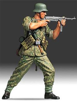 Tamiya German Elite Infantry Soldier Plastic Model Military Figure Kit 1/16 Scale #36303