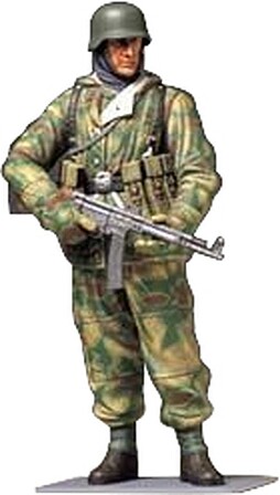 Tamiya German WWII Infantryman Soldier Plastic Model Military Figure Kit 1/16 Scale #36304