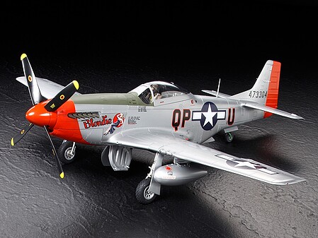 Tamiya North American P-51D Mustang Plastic Model Airplane Kit 1/32 Scale #60322