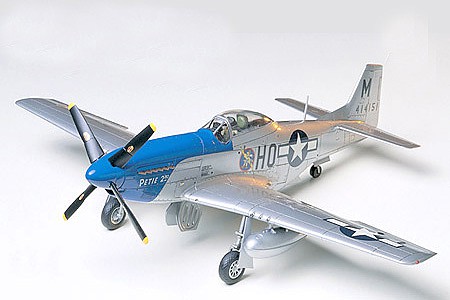 1/48 North American P-51D Mustang Plastic Model Airplane Kit Tamiya