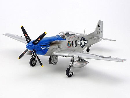 Tamiya P-51B Mustang Fighter Aircraft Plastic Model Airplane Kit 1/48 Scale  #61042