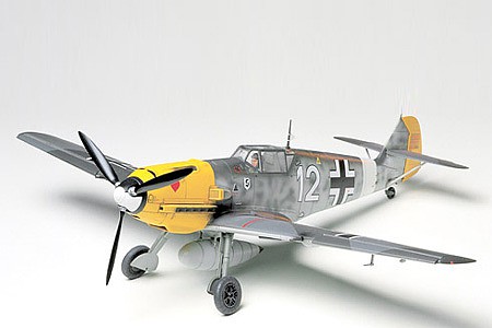 Tamiya Messerschmitt Bf109E-4/7 Tropical Fighter WWII Plastic Model Airplane Kit 1/48 Scale #61063