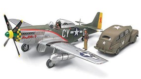 P51D Mustang Fighter Aircraft & Staff Car Plastic Model Airplane Kit 1/48 Scale #89732