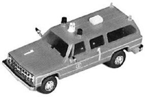 Trident Airport Fire Command ''Florian 1'' Chevy Suburban HO Scale Model Roadway Vehicle #900581 Trident Airport Fire Command ''Florian 1'' Chevy Suburban HO Scale Model Roadway Vehicle #900581