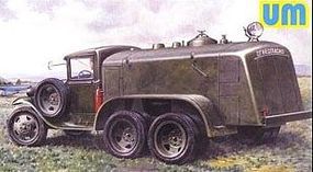 Unimodels BZ38 Refueling Truck Plastic Model Truck Kit 1/48 Scale #509 Unimodels BZ38 Refueling Truck Plastic Model Truck Kit 1/48 Scale #509