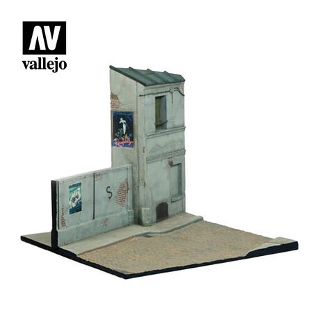 Vallejo French Street Section kit (unpainted) Plastic Model Military Diorama 1/35 Scale #sc108