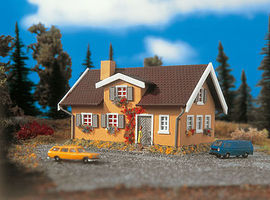 Vollmer Country House Z Scale Model Railroad Building #49570 Vollmer Country House Z Scale Model Railroad Building #49570