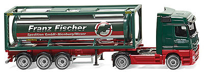 Wiking Mercedes-Benz Actros Tractor w/30 Tank Trailer HO Scale Model Railroad Vehicle #53603