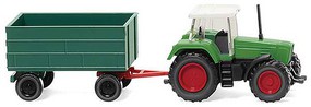 Wiking Fendt Favorit w/Trlr Grn N-Scale Wiking Fendt Favorit w/Trlr Grn N-Scale