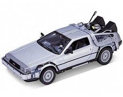 Welly-Diecast DeLorean Time Machine Back To The Future I (Met. Silver) Diecast Model 1/24 scale #22443 Welly-Diecast DeLorean Time Machine Back To The Future I (Met. Silver) Diecast Model 1/24 scale #22443