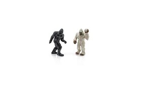 Woodland O Monster Figures - 2 PK