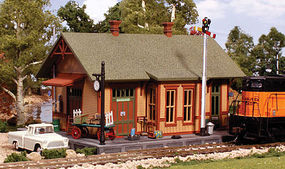 Pre-Fab Building Woodland Station HO Scale HO Scale Model Railroad Building #pf5187