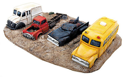 Walthers-Acc Junk Truck Row 1-Piece Casting