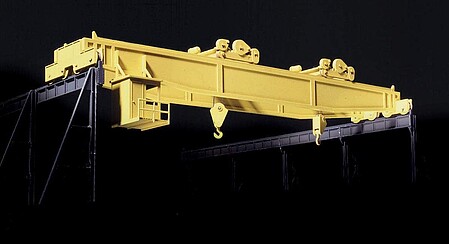 Walthers Heavy-Duty Overhead Crane - Kit - 11 x 2-3/8 x 2-5/16 HO Scale Model Railroad Building #3150