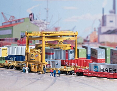 Walthers Mi-Jack Translift Intermodal Crane - Kit N Scale Model Railroad Building Accessory #3222