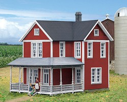 Walthers Cottage Grove Farm House